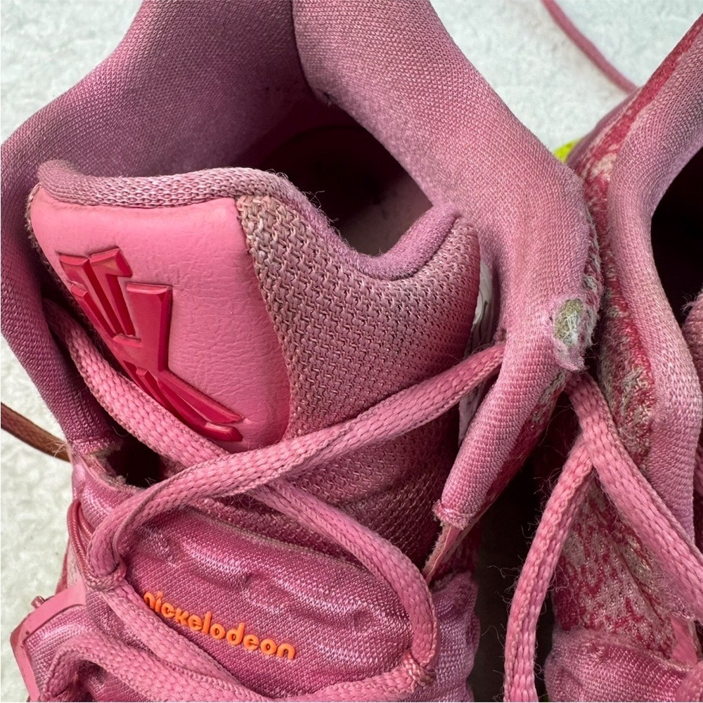 Nike Kyrie Irving 5 Basketball Shoes Kids 5.5Y Pink Patrick Star Spongebob - Picture 8 of 12